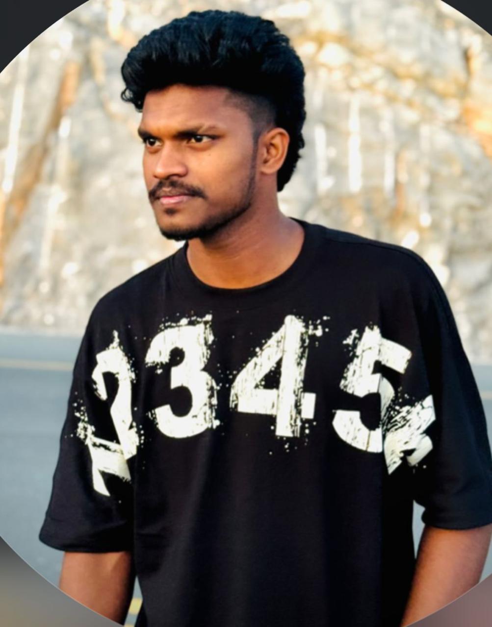  ഇടി മിന്നലേറ്റ് യുവാവ് മരിച്ചു.